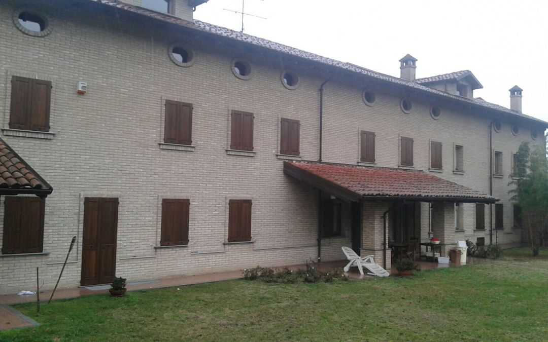facciata-con-mattoni-a-vista